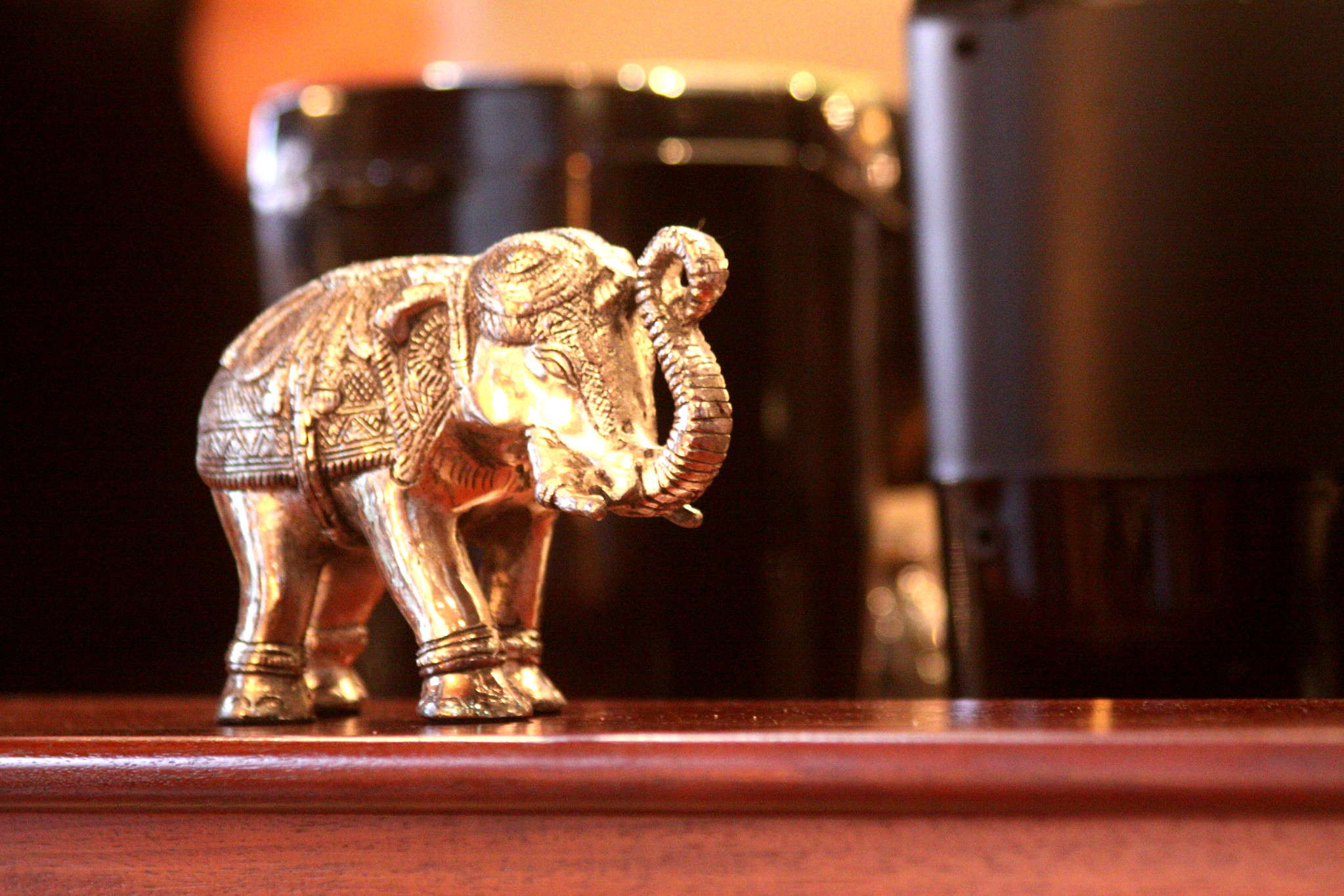 Elephant GOP statue on desk